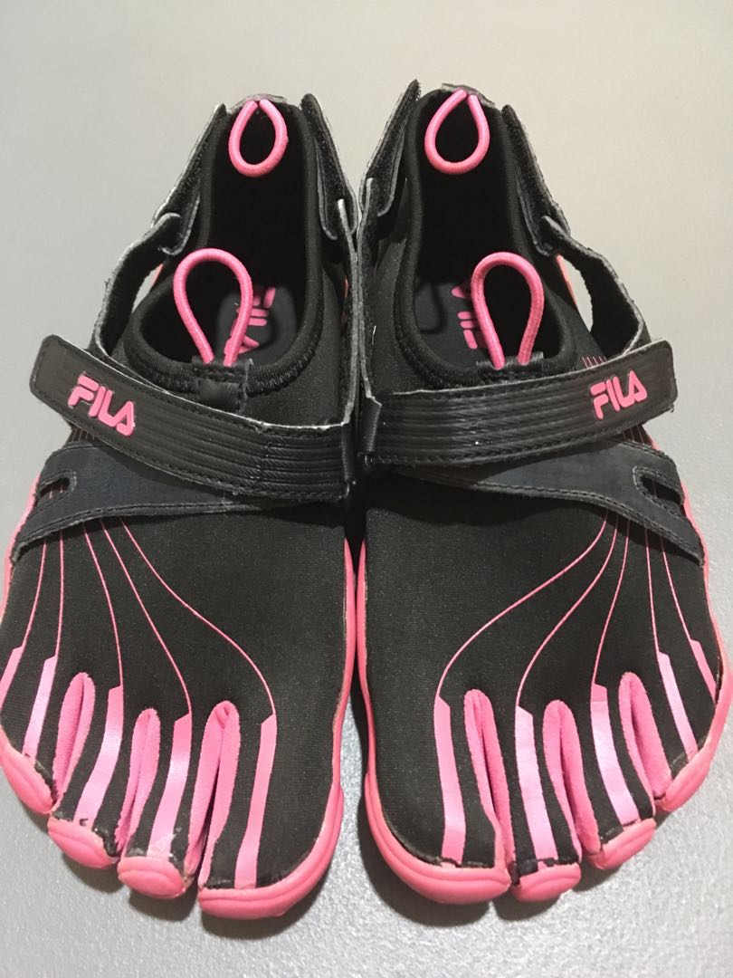 skele toes womens