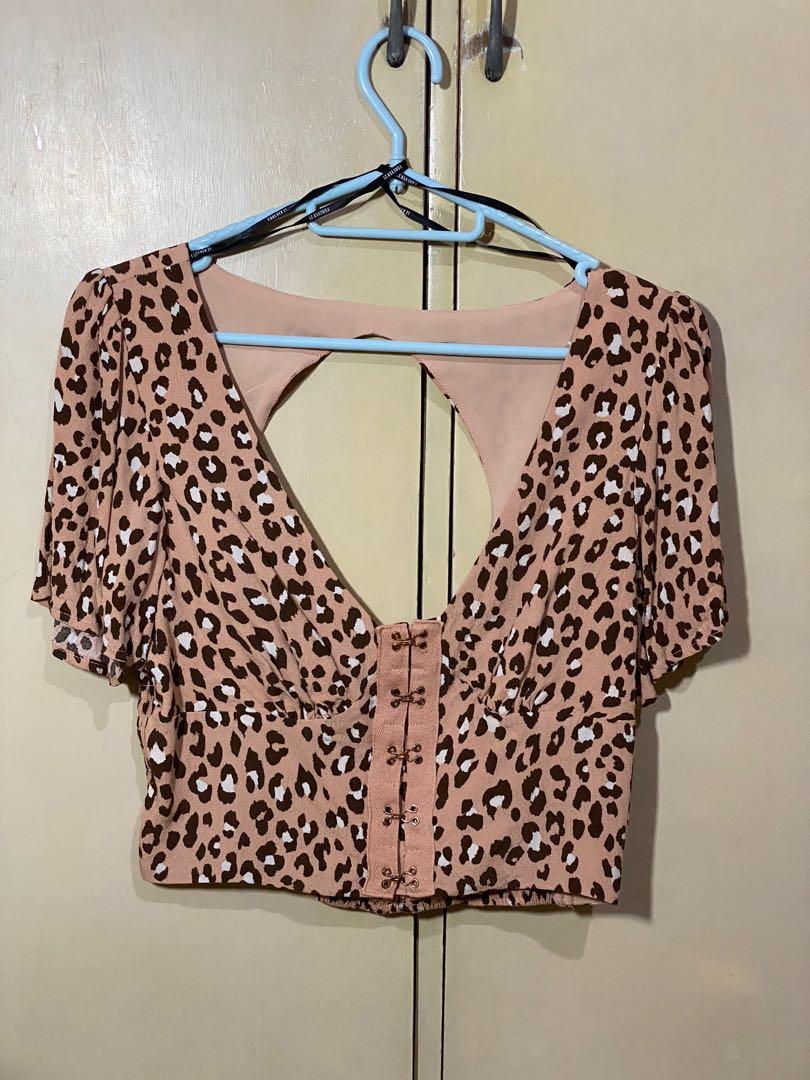 Forever 21 Leopard Print top in Pink, Women's Fashion, Tops, Others Tops on  Carousell