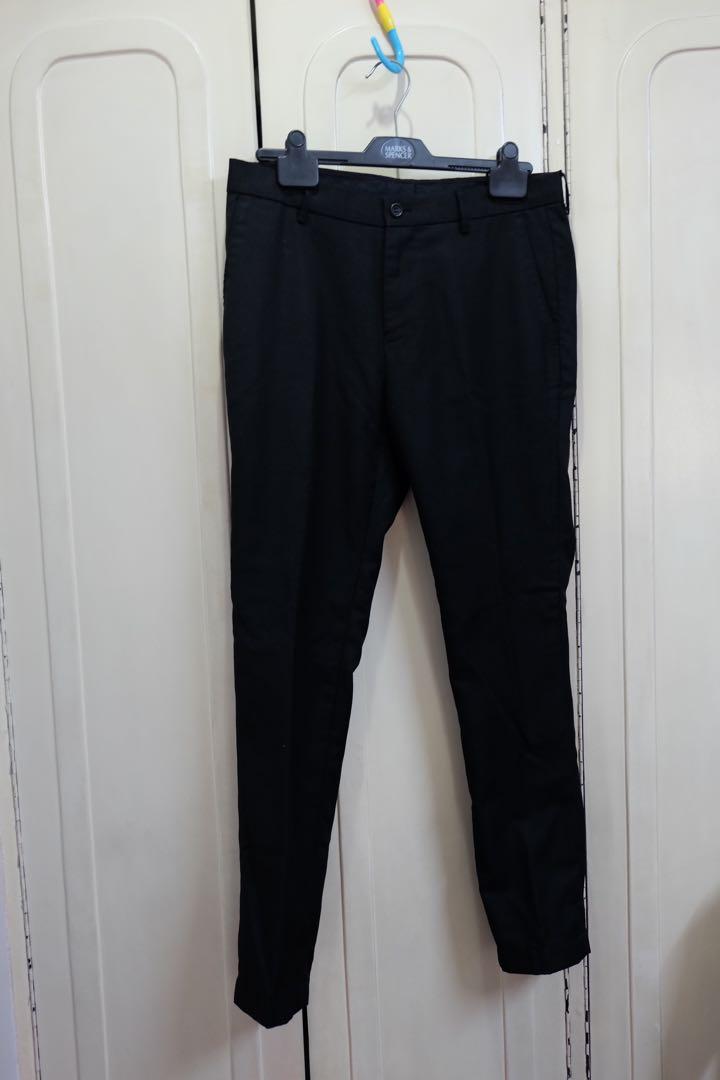 G2000 Black Slacks (Men) (Category: Jeans) located in Manila. Submitted by trikie.mnl (Listing ID 1145950219, Image 1). Description: Retail Value: 4.5k 30W x 38L Shipping to be shouldered by buyer.