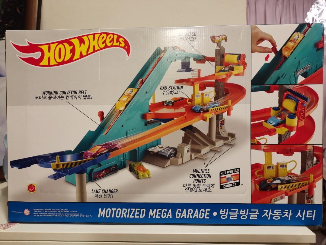 Motorized mega garage hot hot sale wheels
