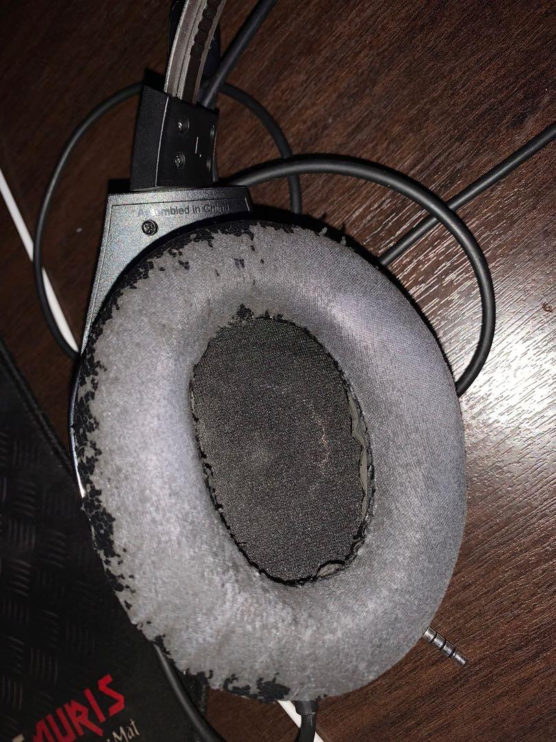 HyperX Cloud Stinger (Category: Computer Keyboard) located in Subang Jaya. Submitted by chinkgang (Listing ID 1145951728, Image 2). Description: condition as shown, audio and performance wise nothing wrong Feel free to contact me for anything COD ✅ Personal delivery ✅ Postage ✅.