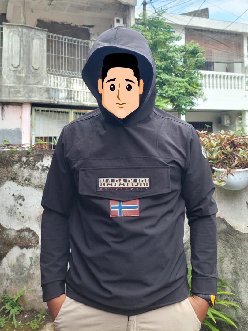 Jaket napapijri Komunitas di Carousell