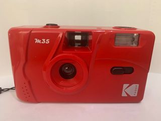 （分類：）位於 。 由 a.a_cameras 提交（商品編號 1145866851，圖片 1）。簡介： 。