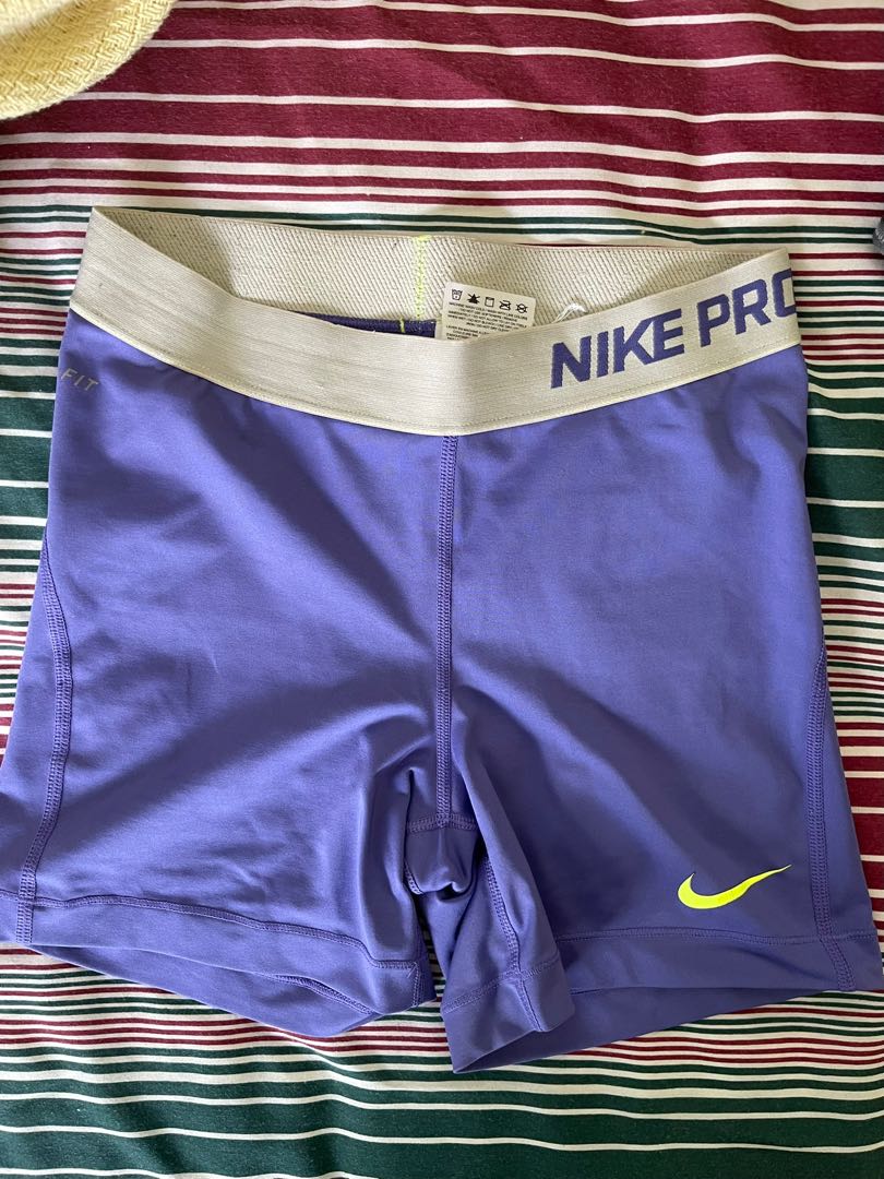 Nike cycling shorts, Women's Fashion 