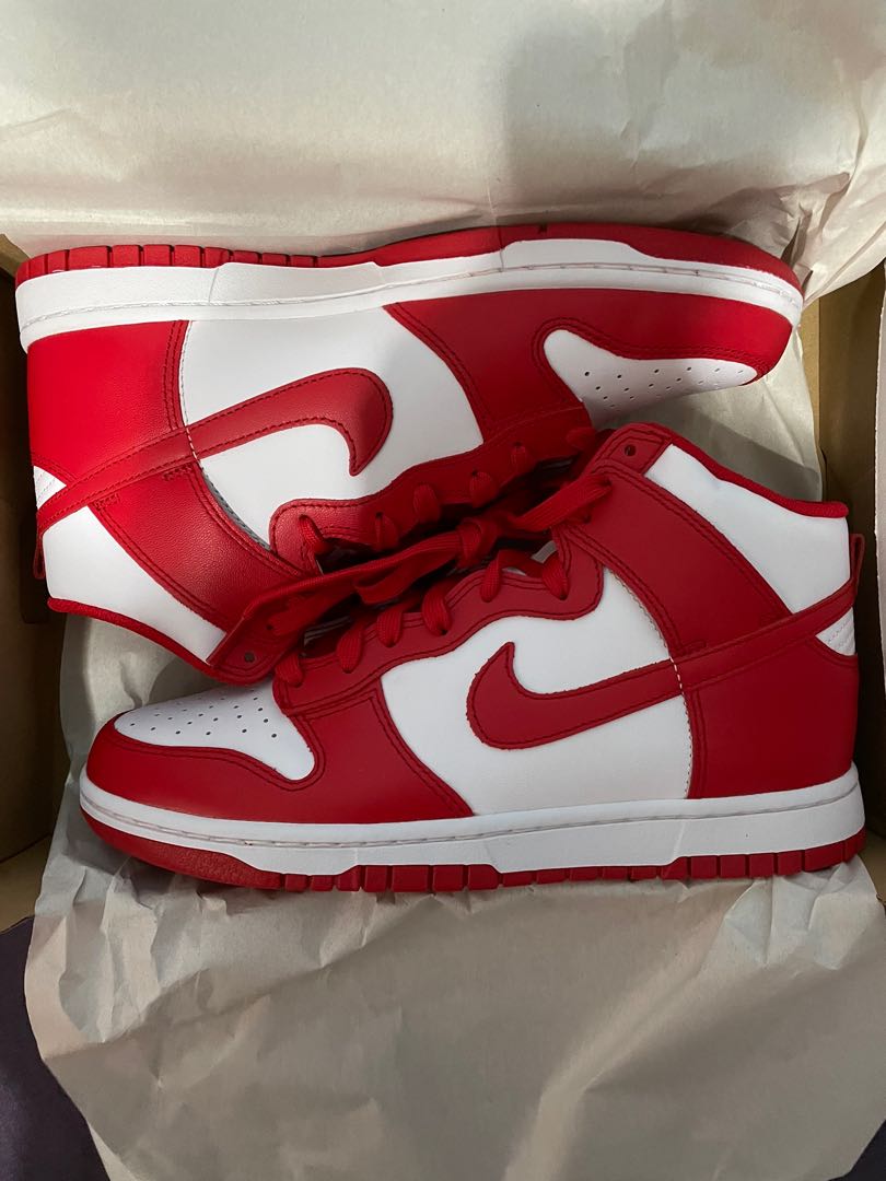 Red nike shop dunk high