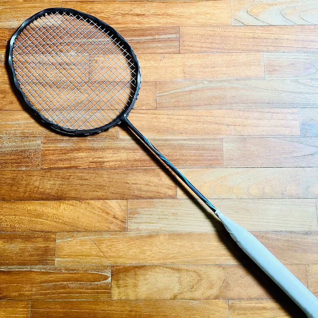 Pristine condition Gosen Inferno Plus Badminton Racket, Sports