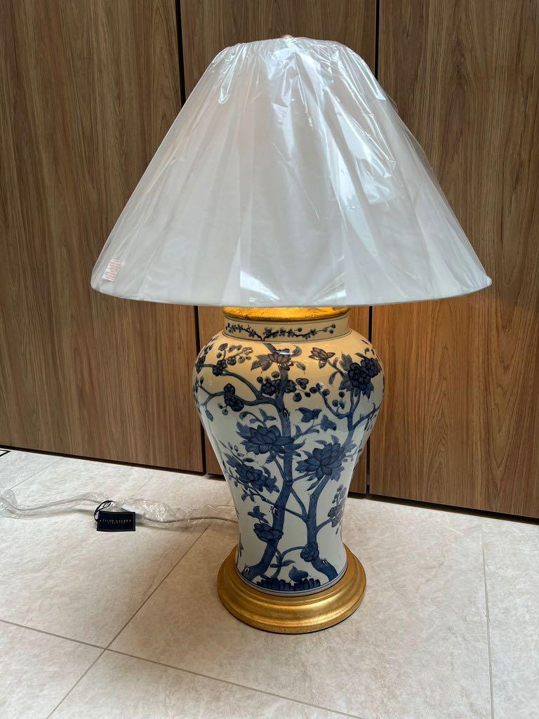 Ralph Lauren antique blue and white porcelain ginger jar lamp, Furniture &  Home Living, Lighting & Fans, Lighting on Carousell