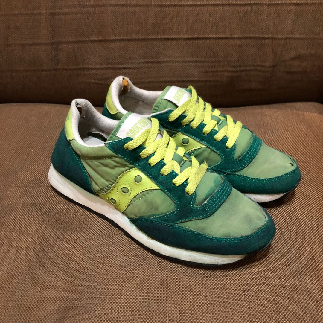 Harga sepatu shop saucony jazz original