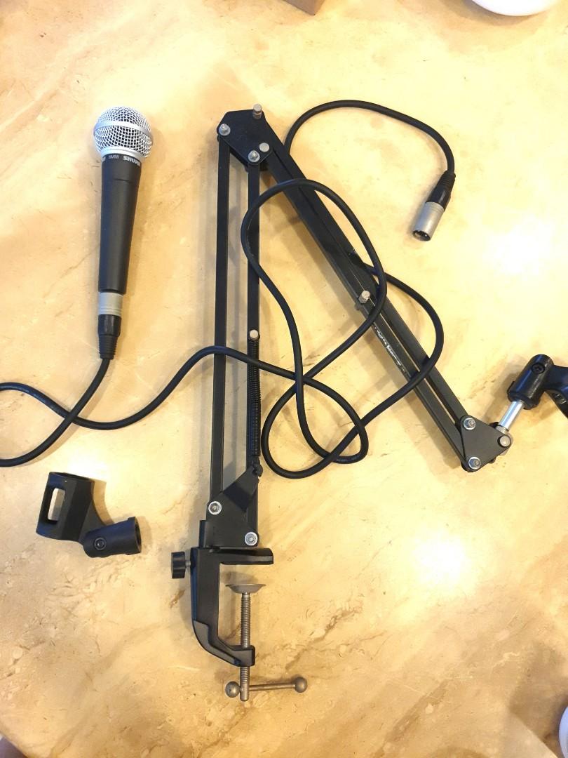 SHURE SM58 MicroPhone, Hobbies & Toys, Music & Media, Music Accessories