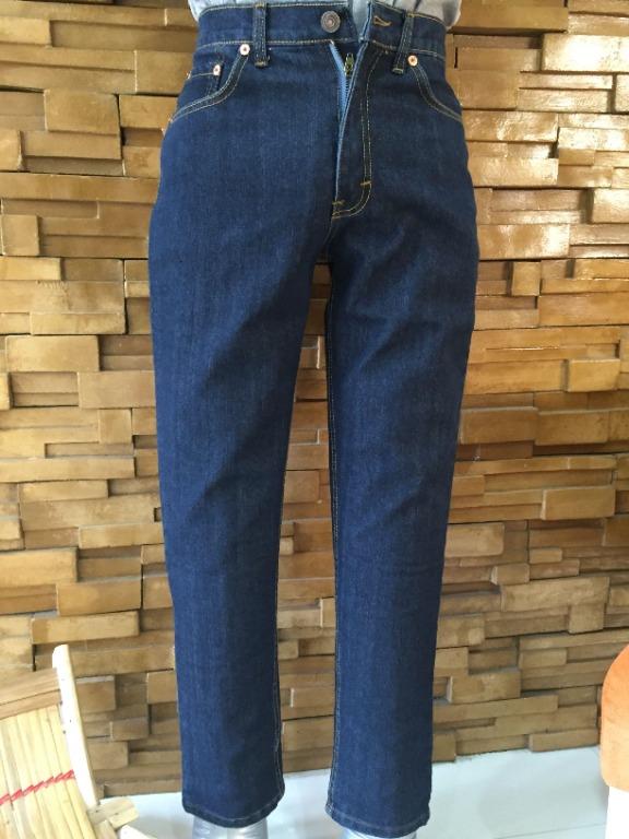 Size 28 Levi s 501 Men s Straight Leg Zipper Fly Jeans Men s