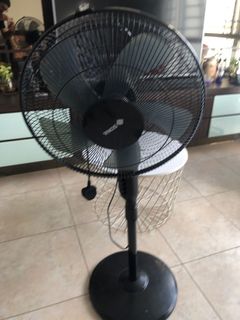 (Category: ) located in . Submitted by prad12345 (Listing ID 1145772646, Image 1). Description: .