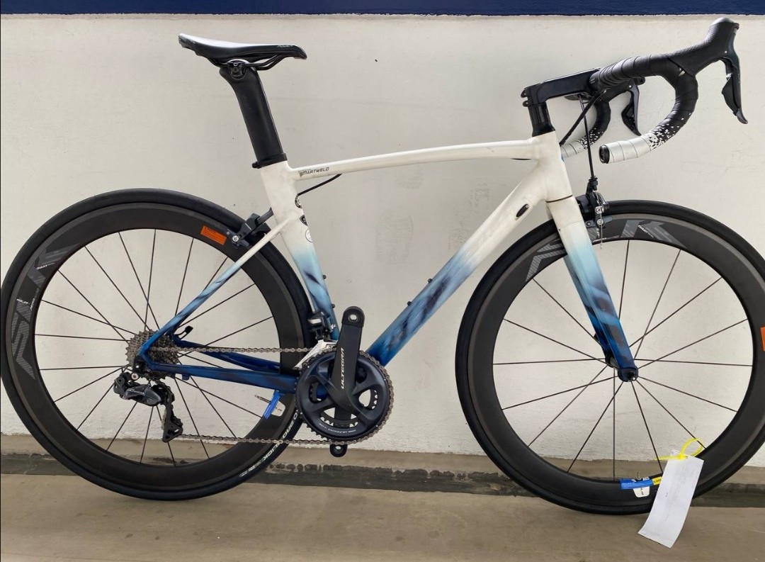 SPECIALIZED ALLEZ SPRINT ICE BLUE WITH SHIMANO ULTEGRA 8050 DI2