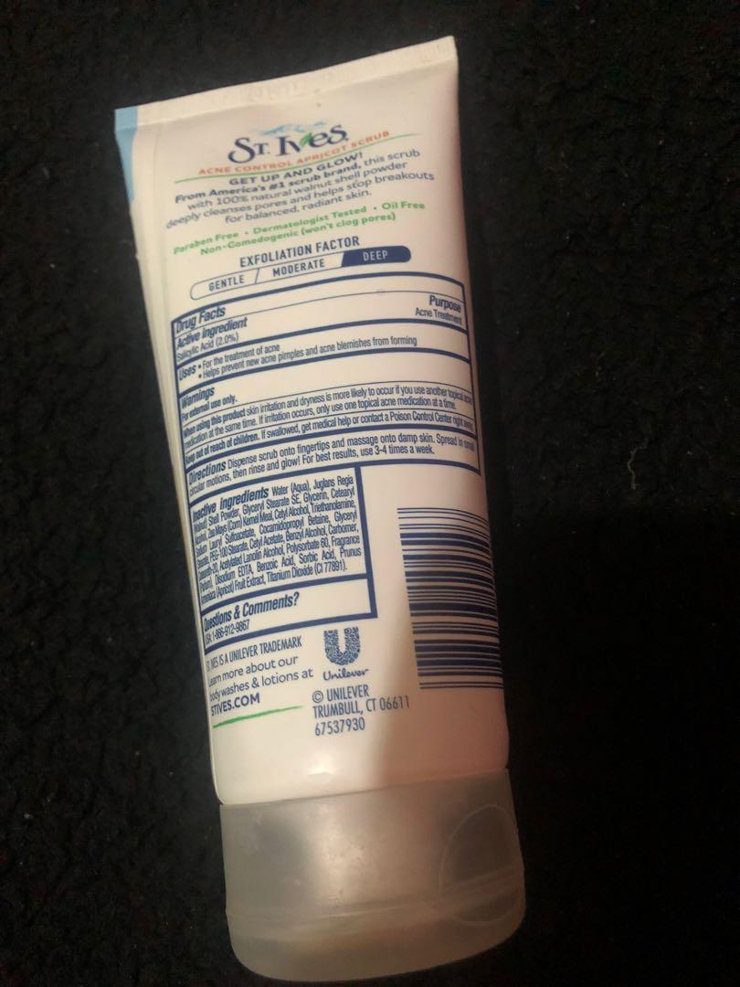 St Ives facial scrub (Category: Face Care) located in Paranaque City. Submitted by maineshar19 (Listing ID 1145936504, Image 2). Description: .