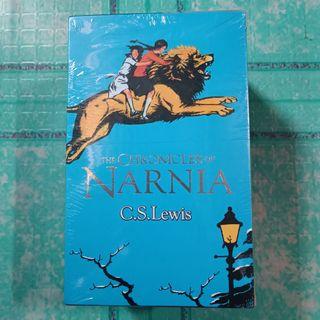 The Chronicles of Narnia Books 1-7 (Sealed Boxed Set)