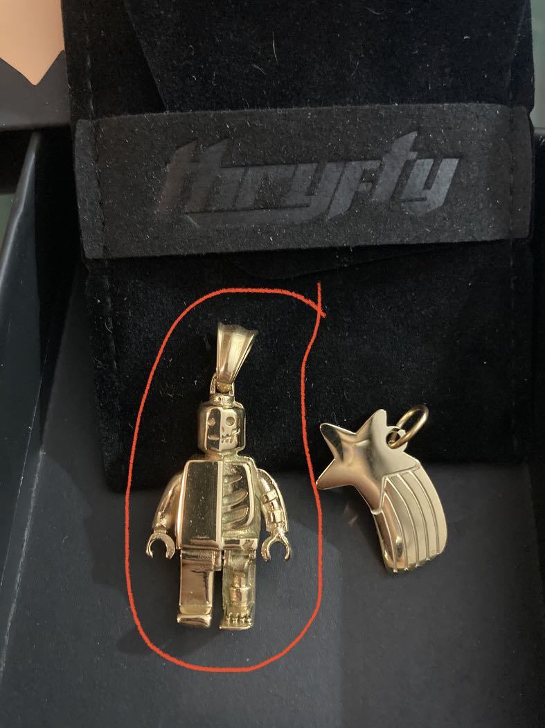 Thryfty Pendant Brick Boy Pendant seehere Men s Fashion Watches