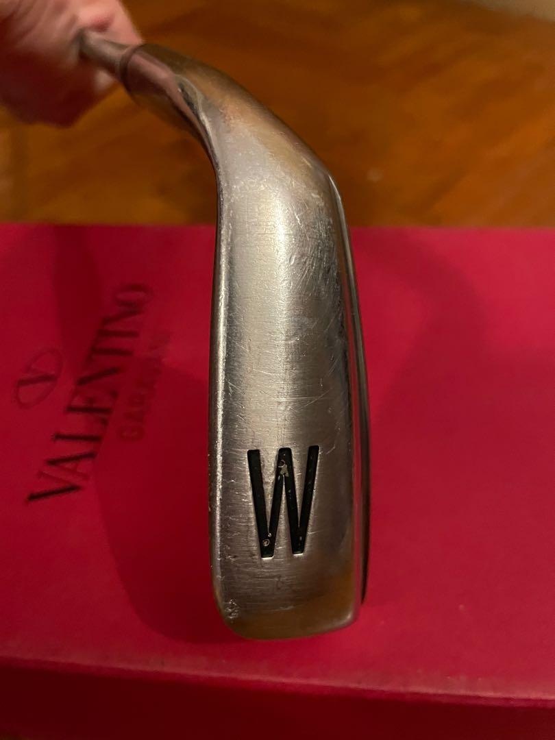 Titleist AP1 Golf Approach Gap Wedge (50 degree loft), Sports Equipment