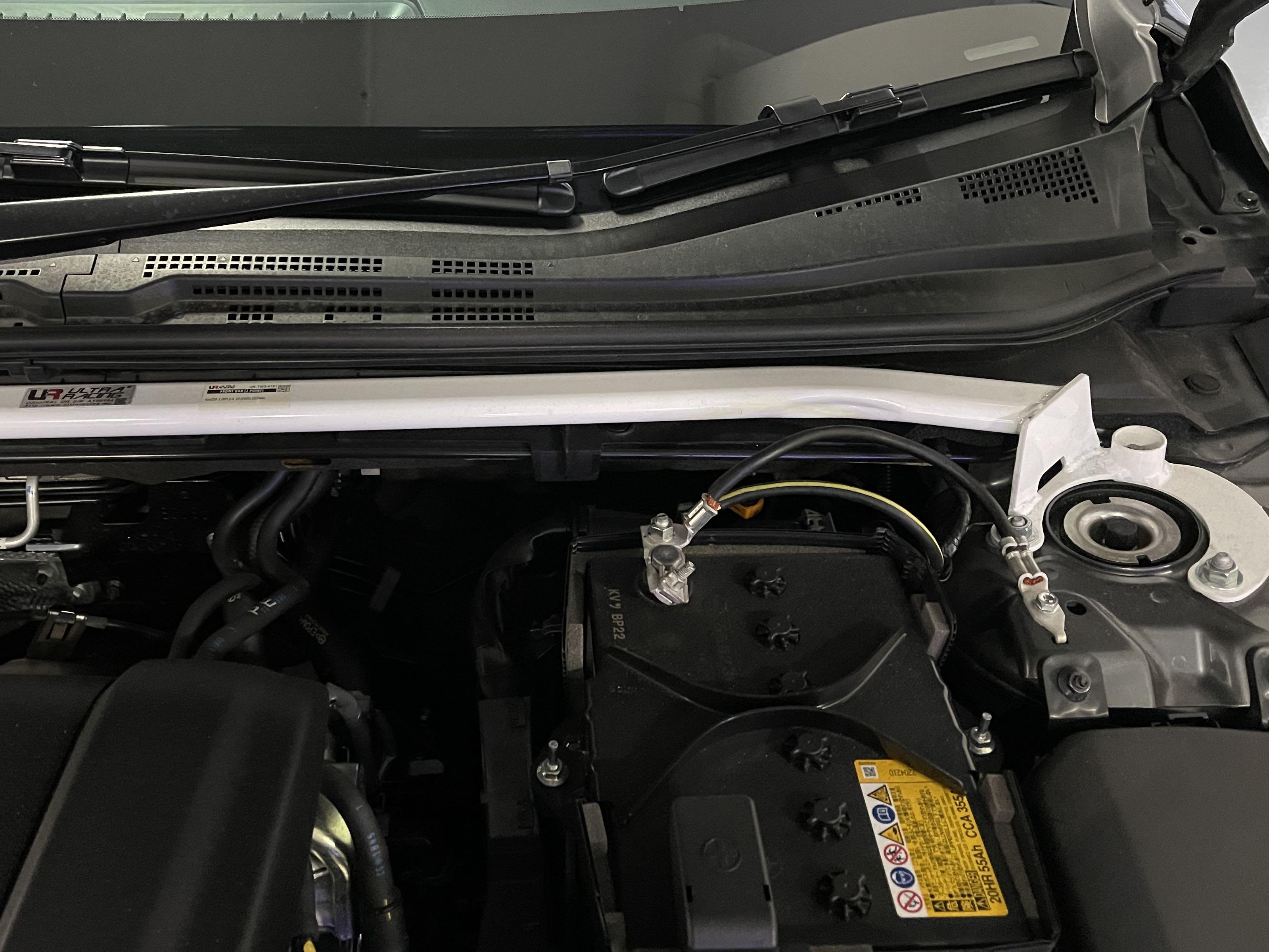 ultra racing mazda 3 strut bar (BP model 2019present), Car Accessories