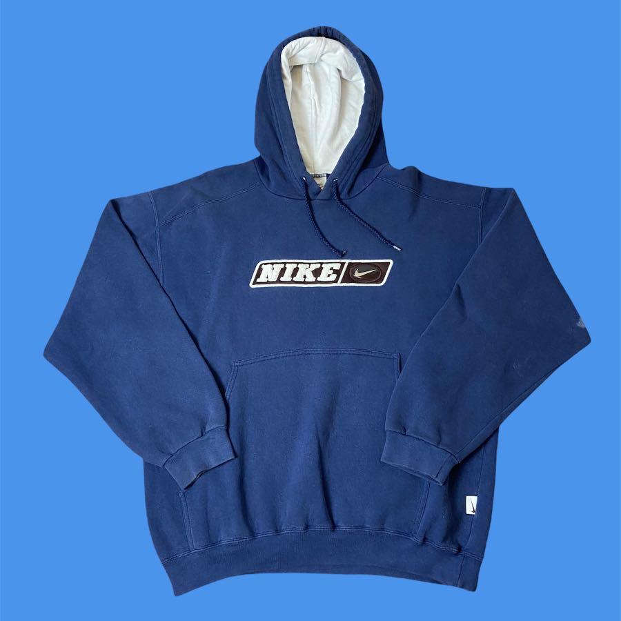 Nike embroidered clearance logo hoodie