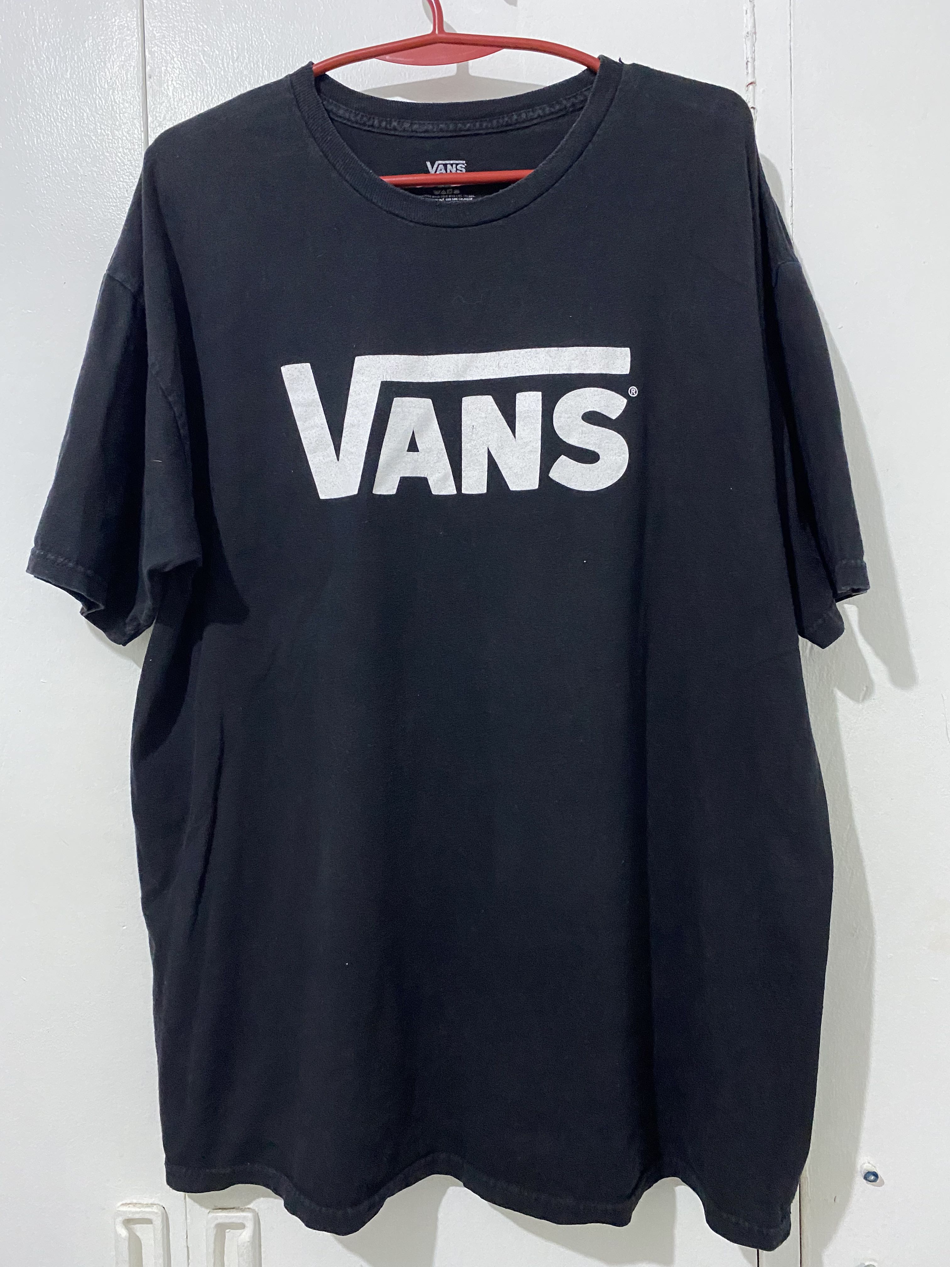 Vintage Vans Black Shirt XXL, Men's Fashion, & Sets, Tshirts Shirts Carousell