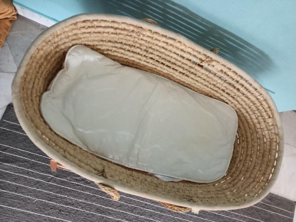 Whole set / moses basket /rattan baby basket mamas papas