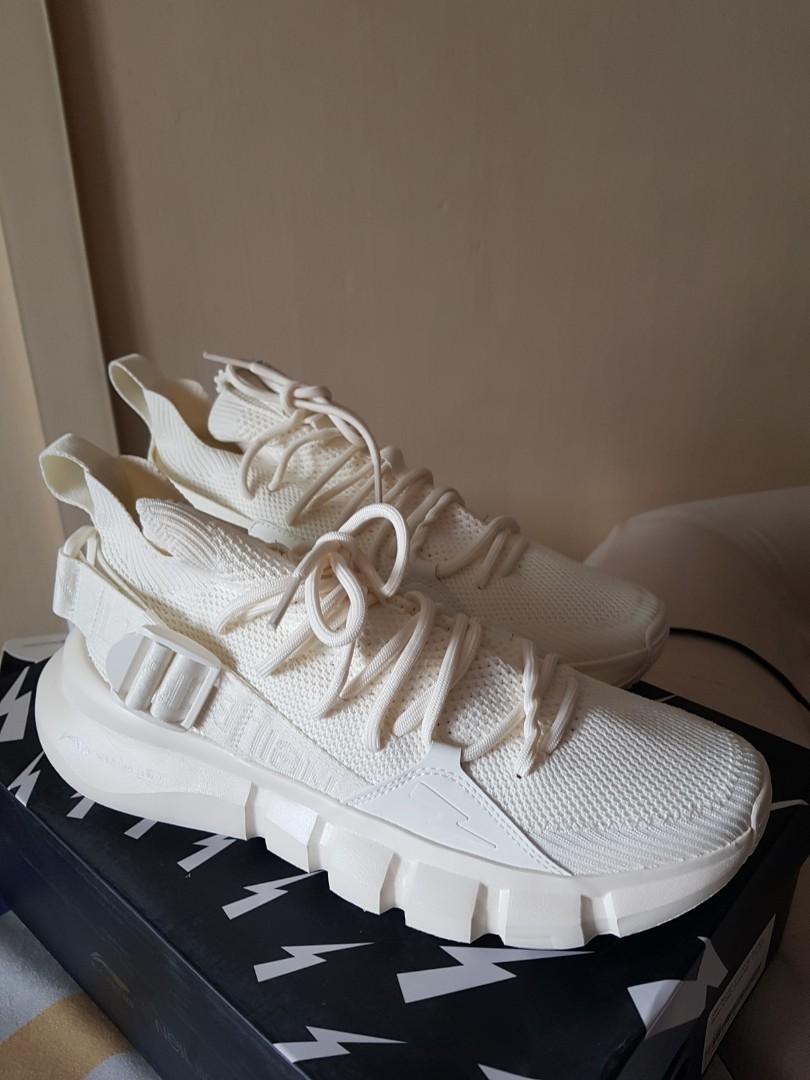 Wrong shoe size!, Men's Fashion, Footwear, Sneakers on Carousell