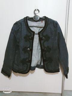 斷捨離～Zara 牛仔外套 民族風