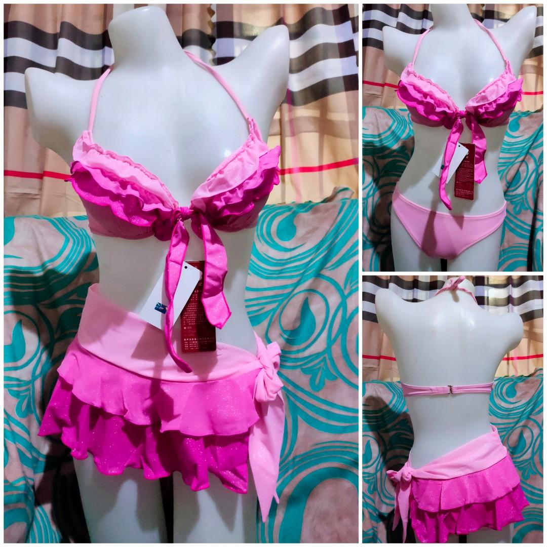 3 in 1 swimwear (Category: Bikinis & Swimsuits) located in Pasay City. Submitted by mgalv (Listing ID 1145987510, Image 1). Description: Size: XS- S.