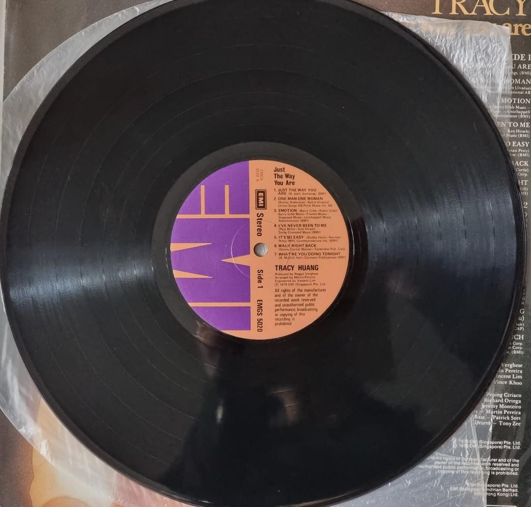 黃鶯鶯Name of Record唱片名稱：Just The Way You Are (1) (LP) Price 售價: HKD 200,  興趣及遊戲, 音樂、樂器& 配件, 音樂與媒體- 黑膠碟- Carousell