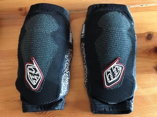 （分類：）位於 。 由 markchen0213 提交（商品編號 1146071211，圖片 1）。簡介： 。