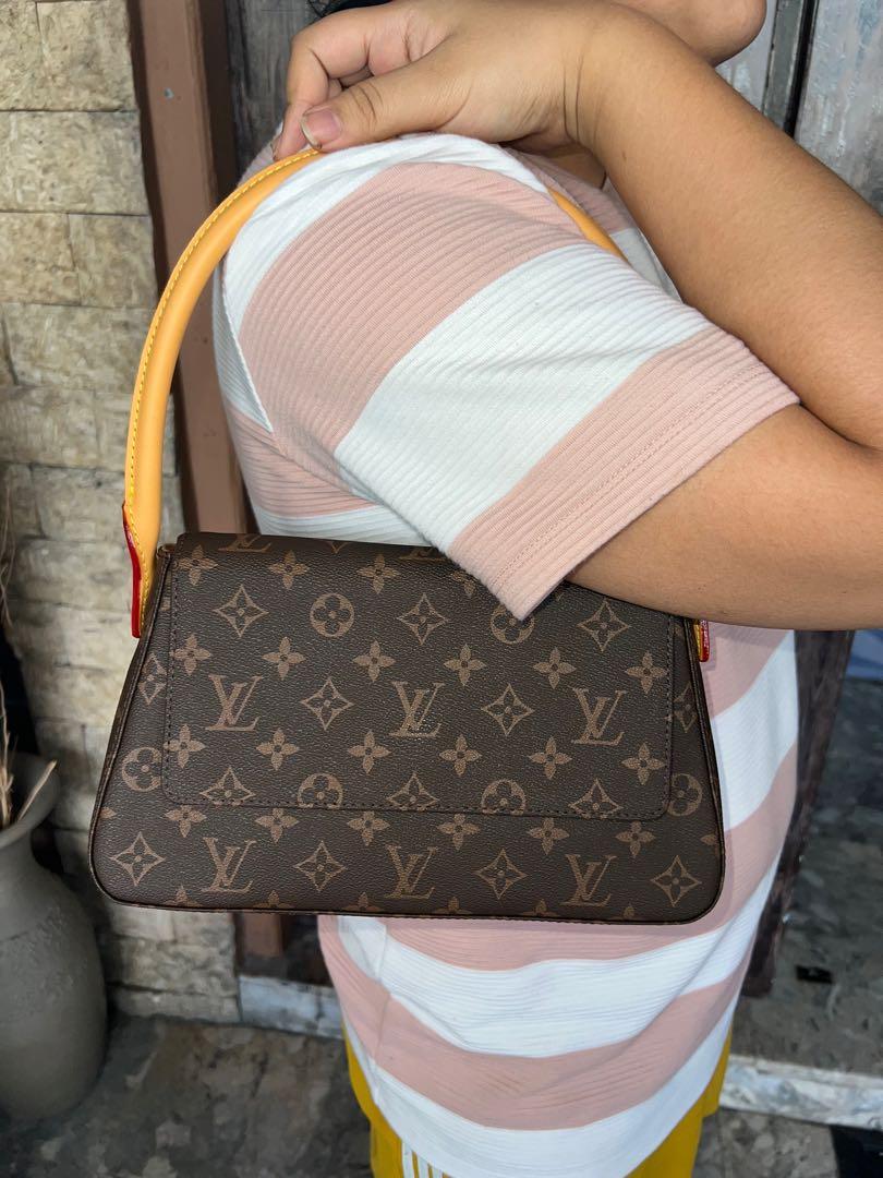 Shop for Túi Louis Vuitton Monogram Canvas Leather Mini Looping  Shipped  from USA
