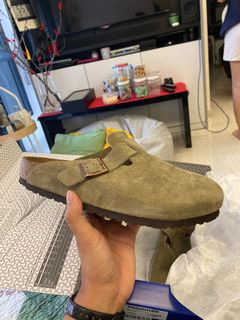 (Category: ) located in . Submitted by sneakerrrrssss (Listing ID 1146074176, Image 1). Description: .