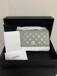 NIB 100%AUTH CHANEL 22C Beige Clair Lambskin Pearl Crush Wallet On Chain WOC