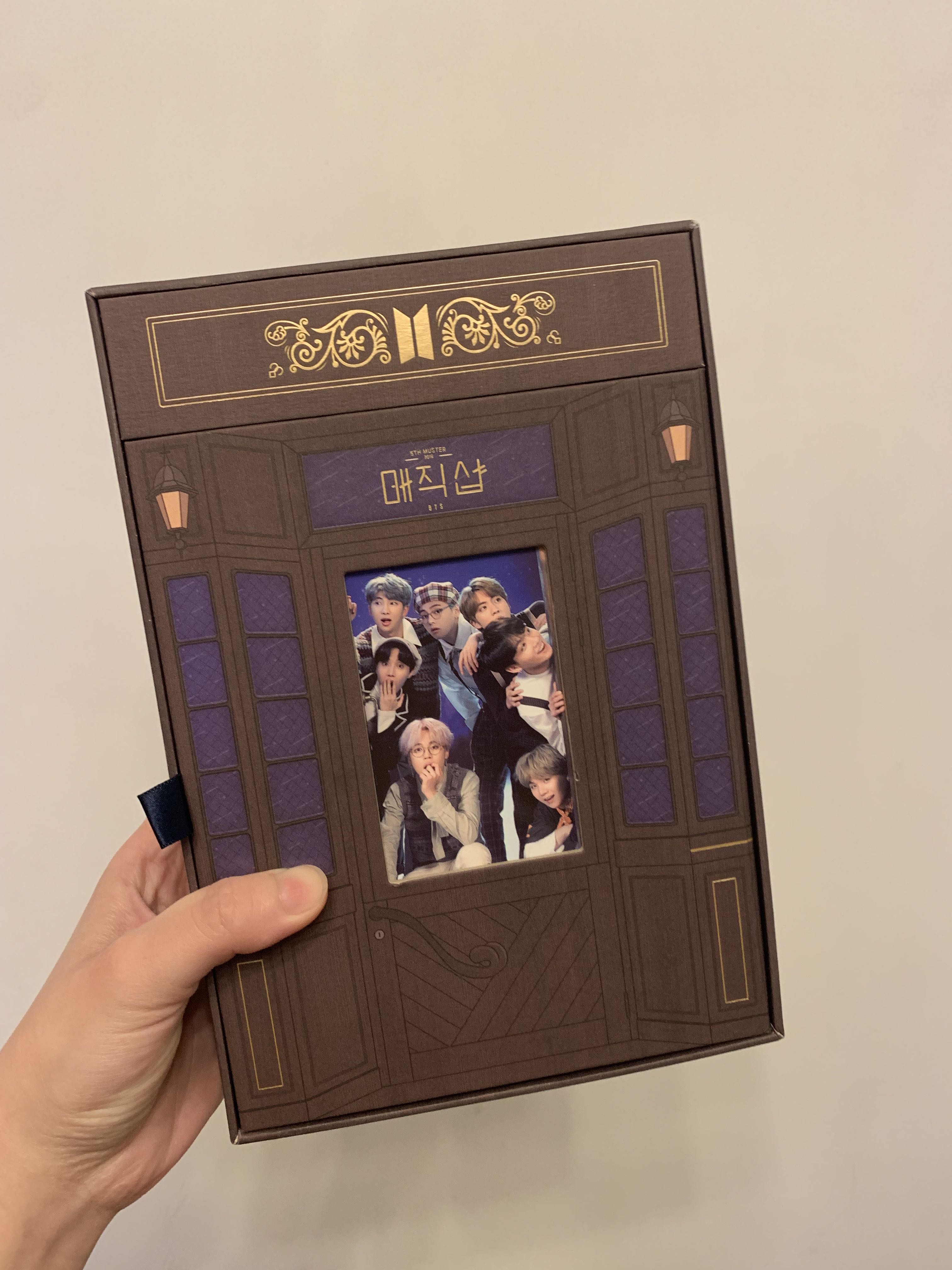 BTS 5th Muster-Magic Shop DVD (冇小卡), 興趣及遊戲, 收藏品及紀念品 