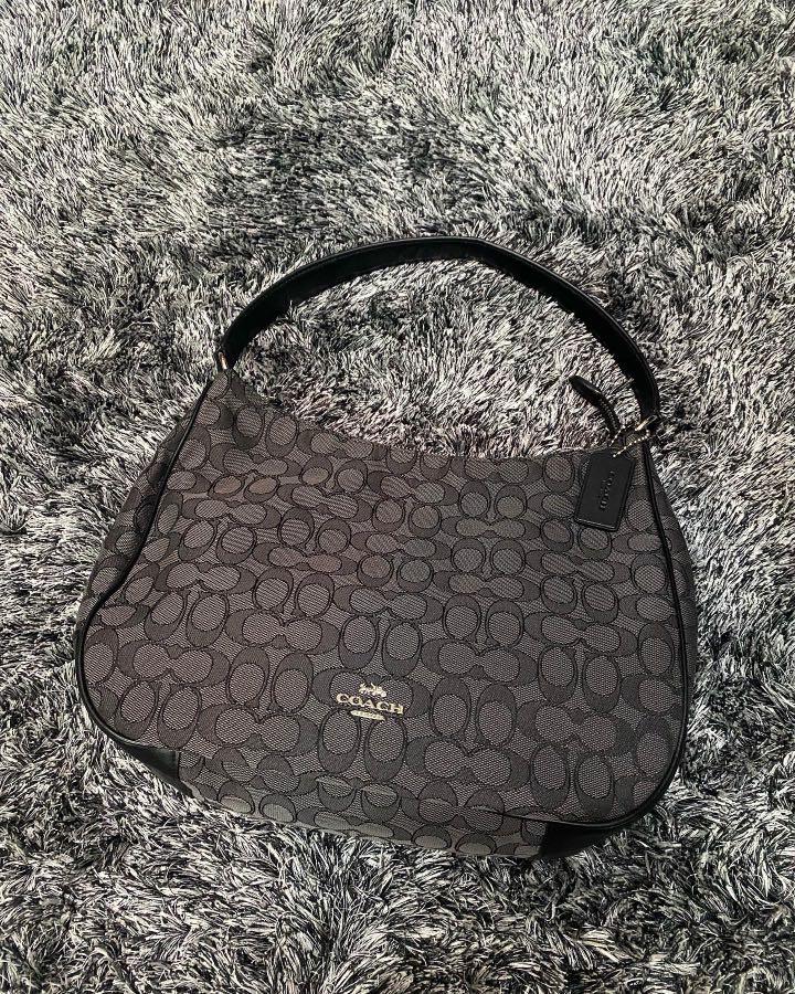 Coach bag, Women's Fashion, Bags & Wallets, Shoulder Bags on Carousell