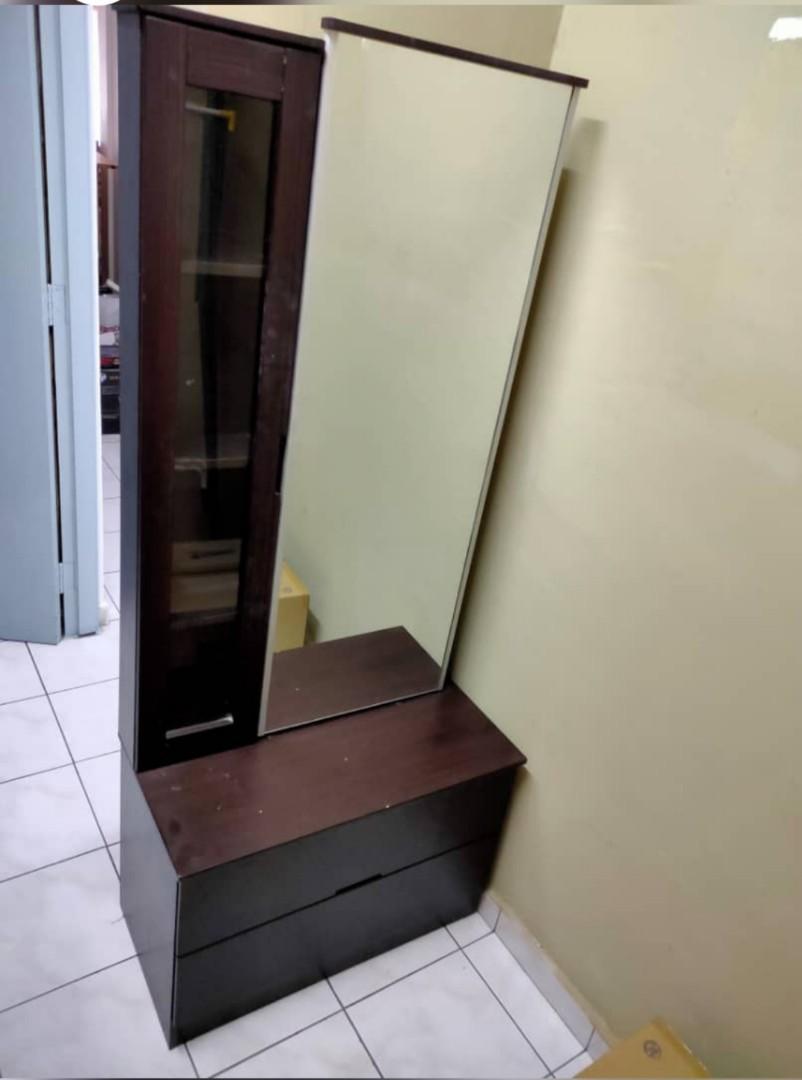 Dressing table with rolling mirror and drawers