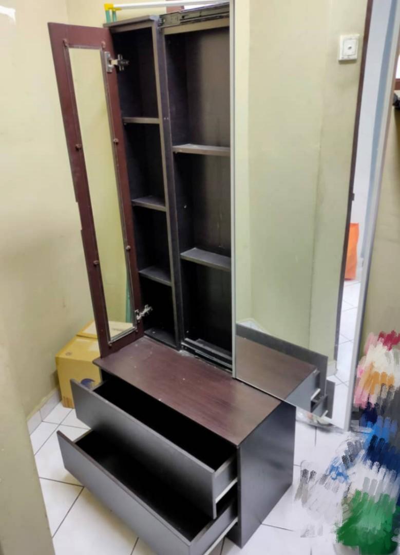 Dressing table with rolling mirror and drawers