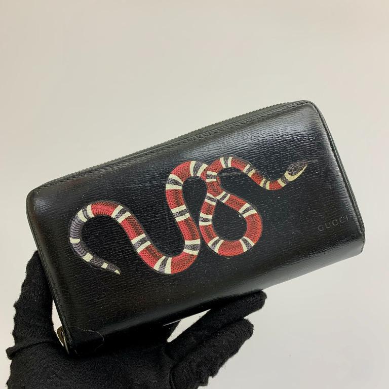 GUCCI SNAKE LONG WALLET, Men's Fashion, Watches & Accessories, Wallets &  Card Holders on Carousell