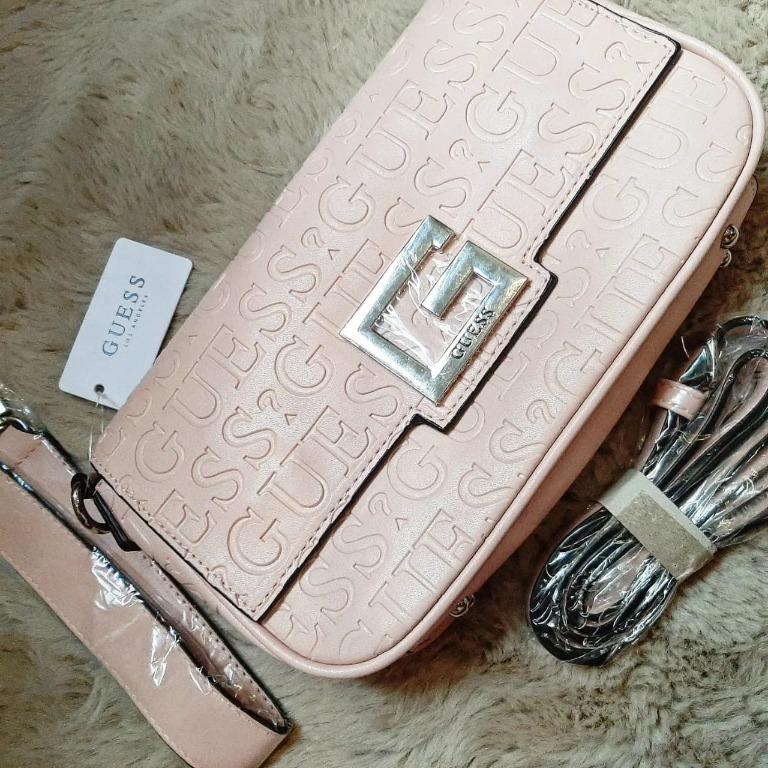 Guess handbag (original Guess), Women's Fashion, Bags & Wallets, Cross-body  Bags on Carousell