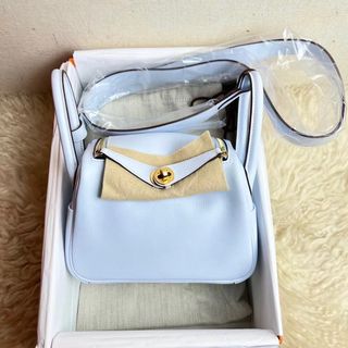 （分類：）位於 。 由 realclassluxury 提交（商品編號 1146070880，圖片 1）。簡介： 。