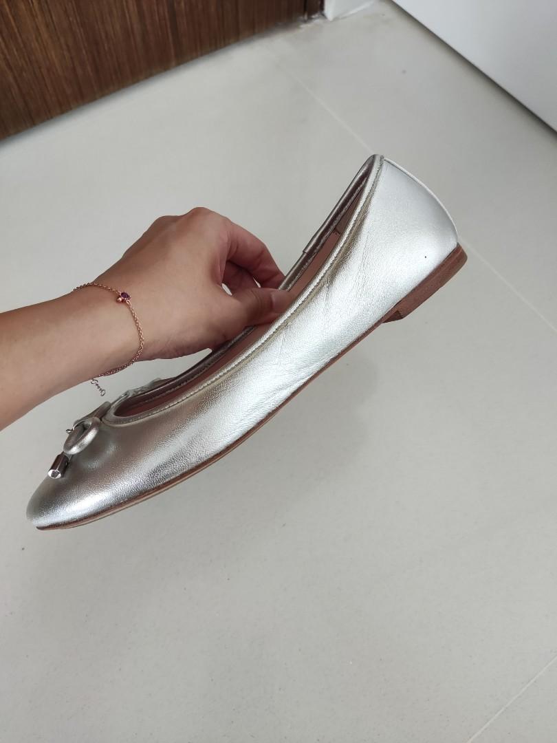 Kate spade top silver flats