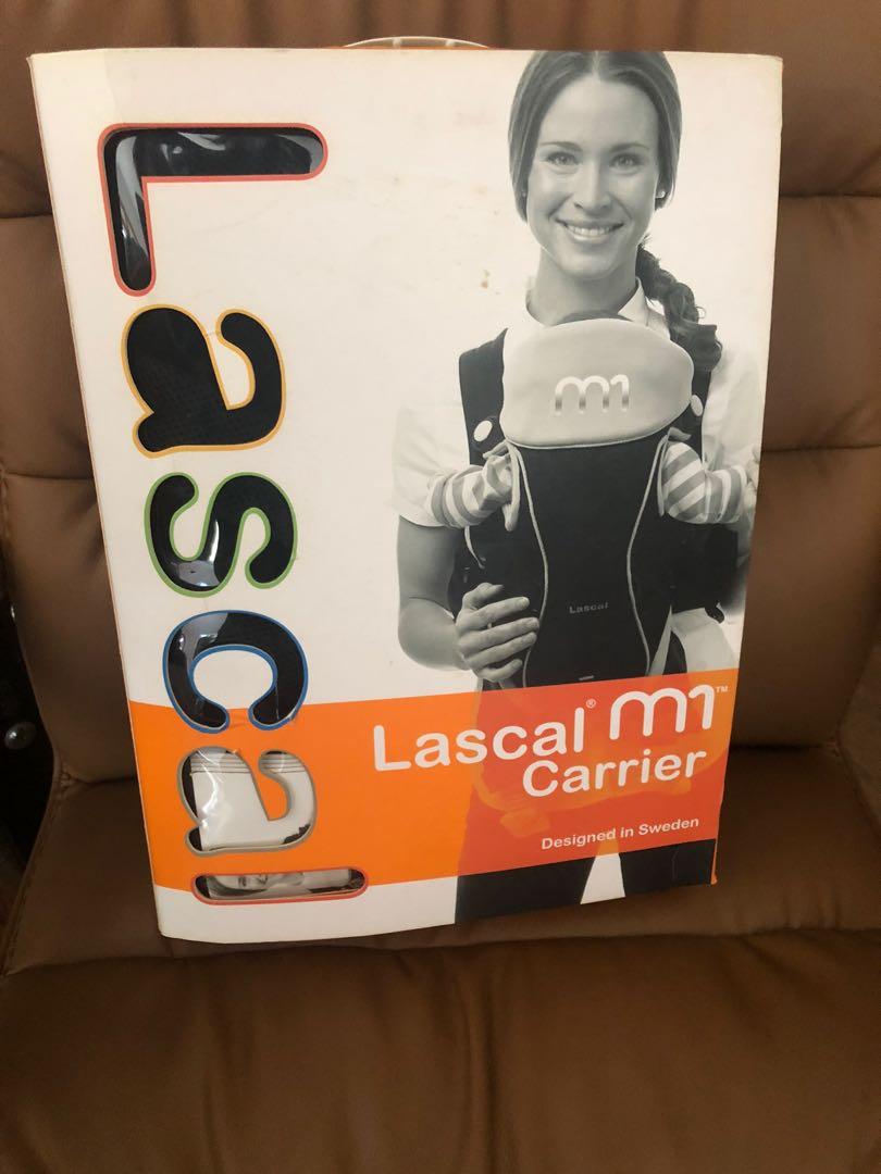 Lascal Carrier (Category: Carriers & Slings) located in Singapore. Submitted by fam28 (Listing ID 1145994749, Image 1). Description: Unused but kept in storage for 2 years. Recently opened to wash. Still unused. Was a gift..