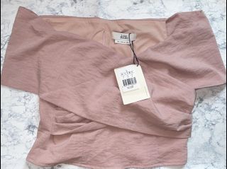 (Category: ) located in . Submitted by excessclothes (Listing ID 1145995351, Image 1). Description: .
