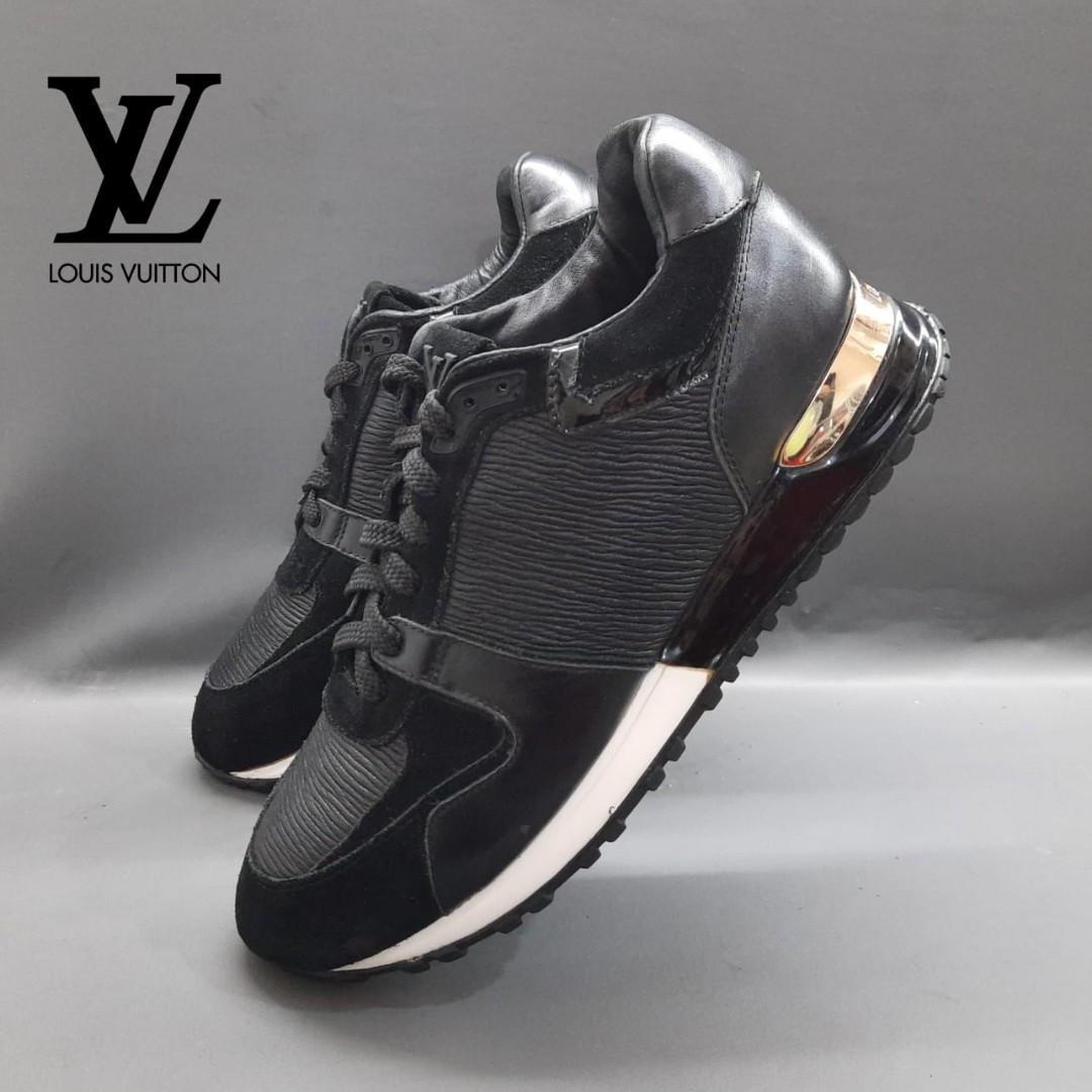 Sepatu Louis Vuitton Original made in china, Fesyen Pria, Sepatu , Sneakers  di Carousell