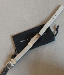（分類：）位於 。 由 brandstuffshk 提交（商品編號 1146043212，圖片 1）。簡介： 。