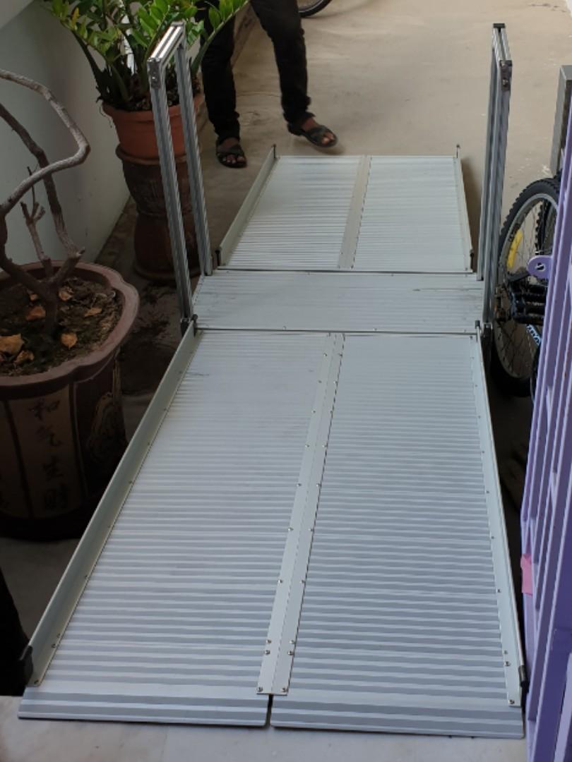 Multi steps portable ramp for hdb, Furniture & Home Living, Home ...