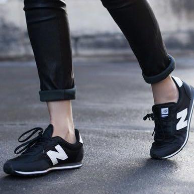 New balance 410 clearance black trainers womens