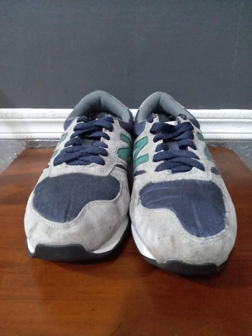 New Balance 420 Second Fesyen Pria Sepatu Sneakers di Carousell