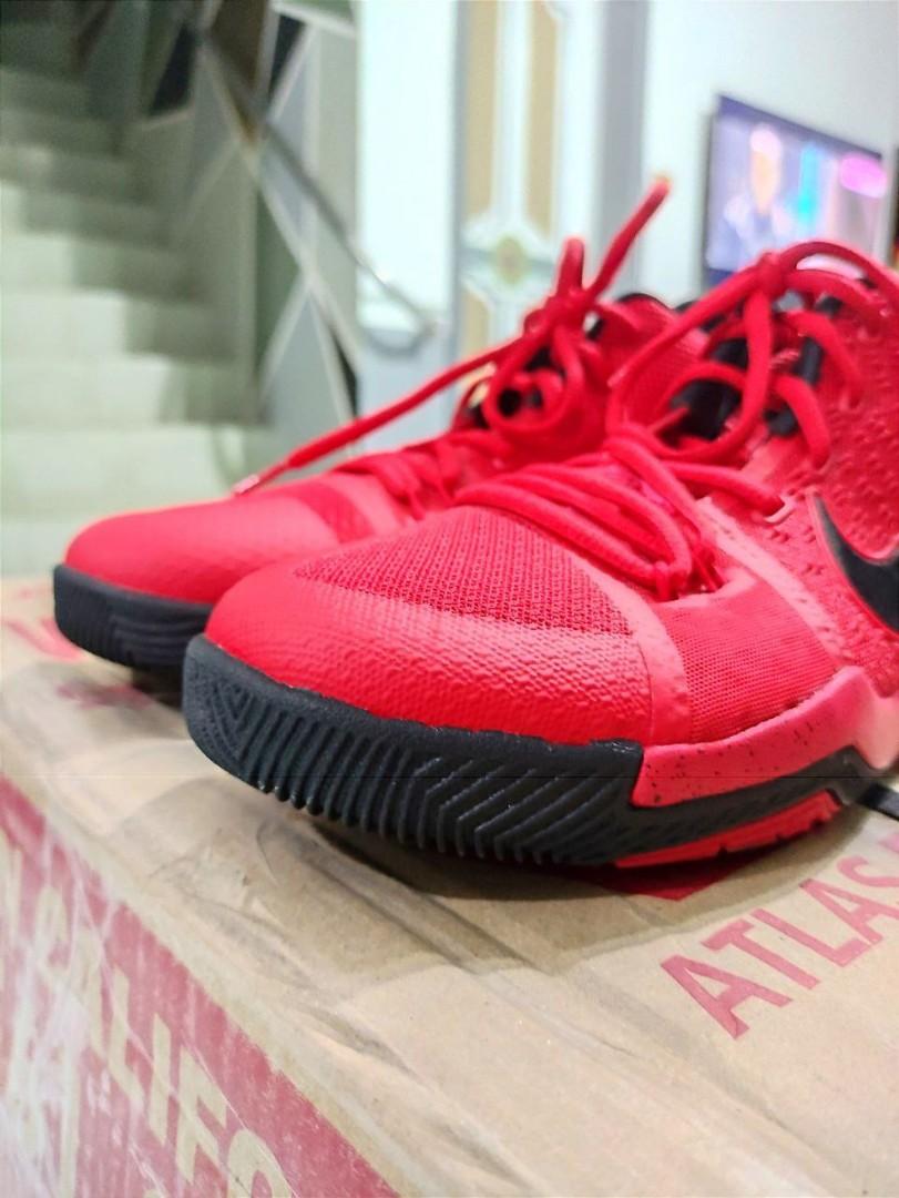 Used kyrie 3 hotsell