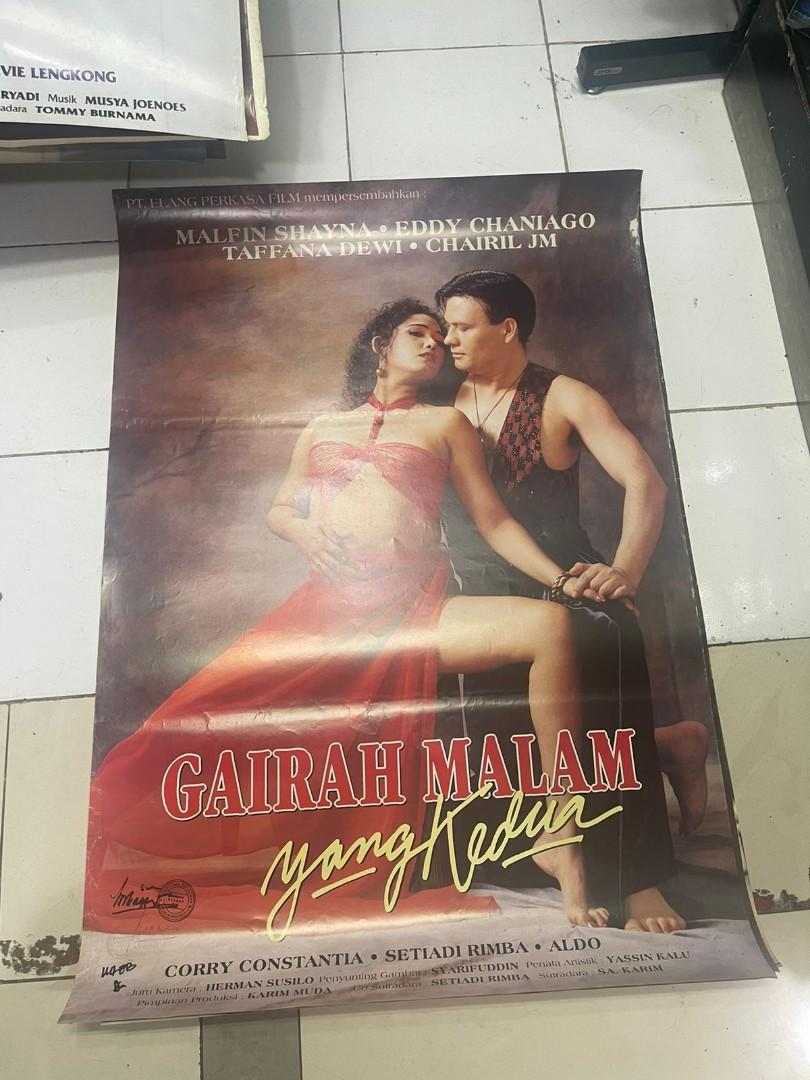 Original Poster Film Dewasa 90an, Buku & Alat Tulis, Majalah & Lainnya di  Carousell