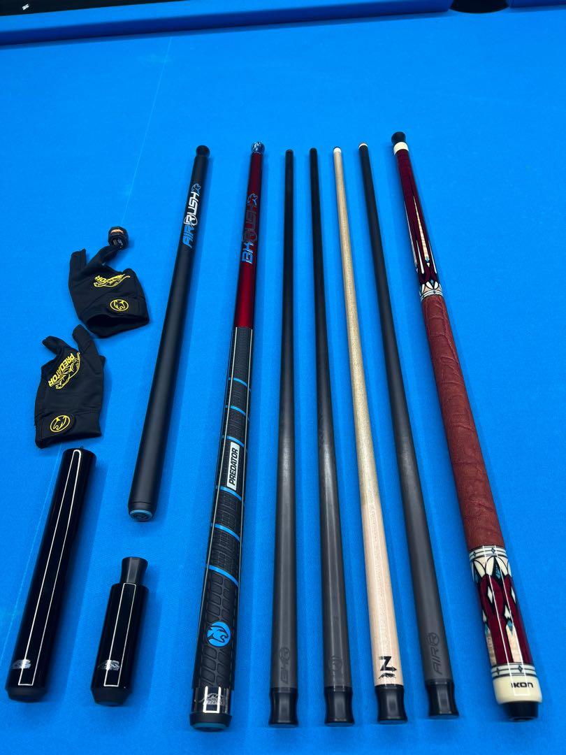 Predator pool cue set, Sports Equipment, Other Sports Equipment and